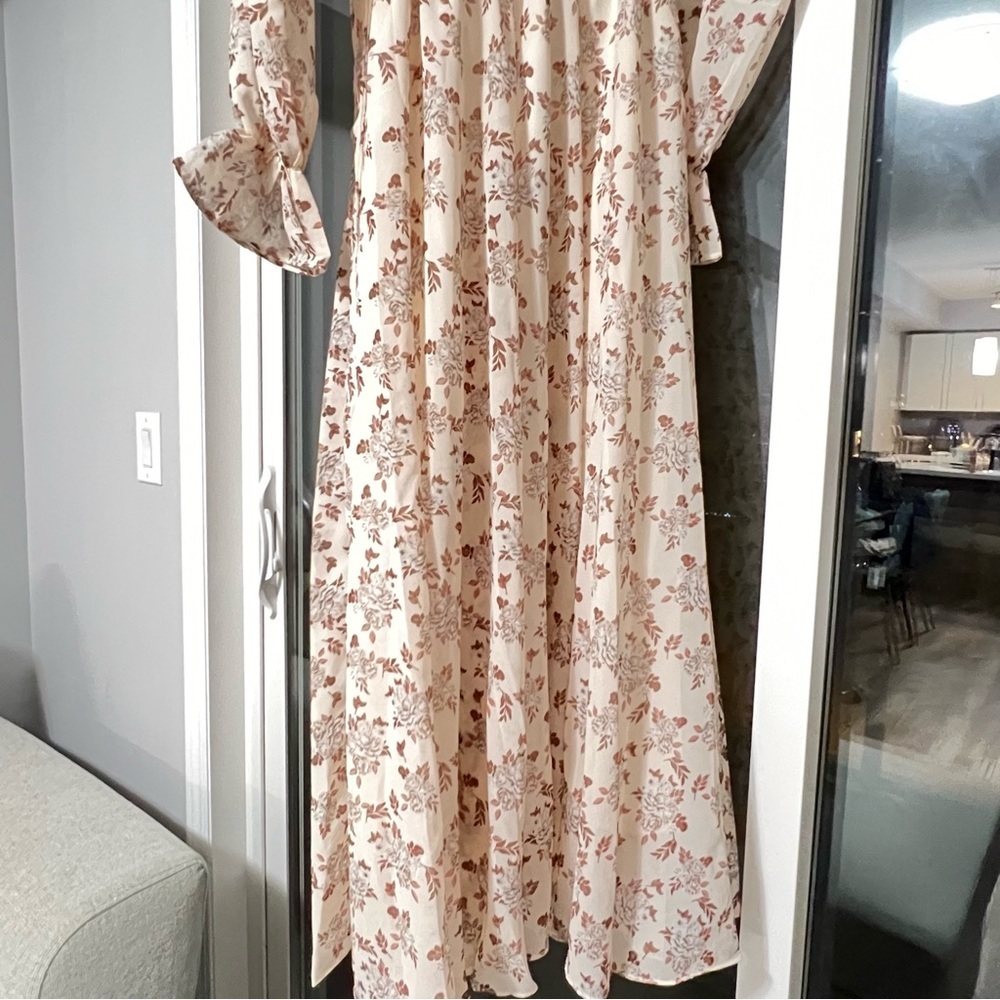 New with tags, Floral midi/maxi dress, tiered,Medium, printed, tan, brown - Picture 5 of 11